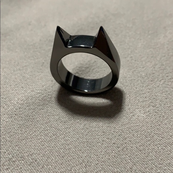 Size 10 Cat Ears ring, tungsten gray color - Picture 2 of 2